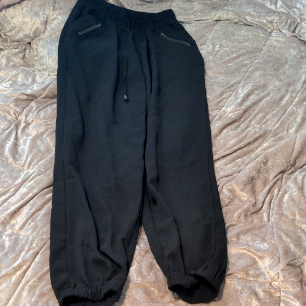 Japana Black Jogger (SMALL)